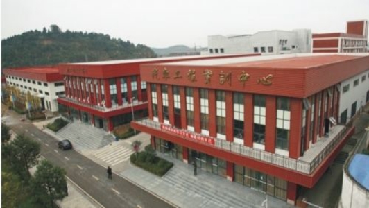 成都礼仪职业中学在线报名(成都市礼仪职业中学陆坝校区)